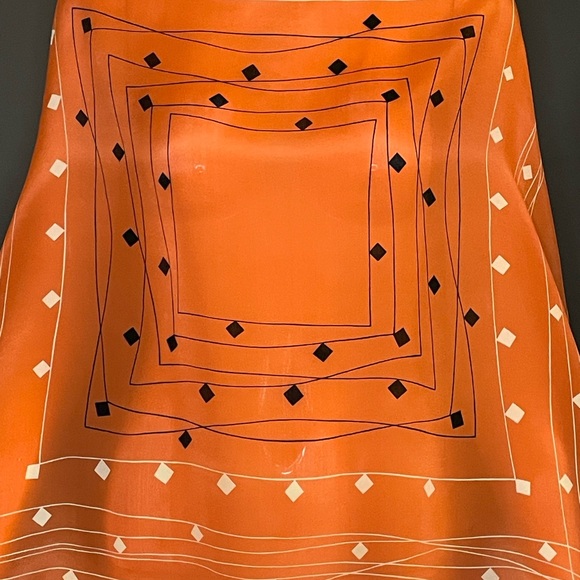 Vintage Tangerine Sally Gee Silk Scarf 30 In Sq Excellent Condition - Picture 3 of 8